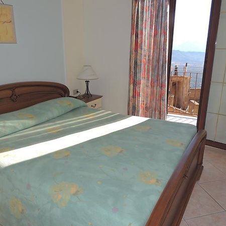 Apartments بوناي الغرفة الصورة