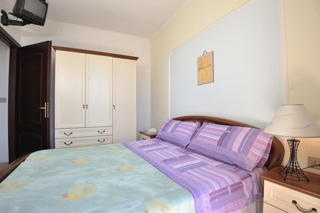 Apartments بوناي الغرفة الصورة